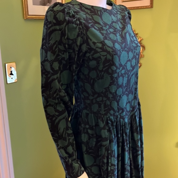 Laura Ashley vintage 80s baby cord puffed sleeve dress - Picture 4 of 9